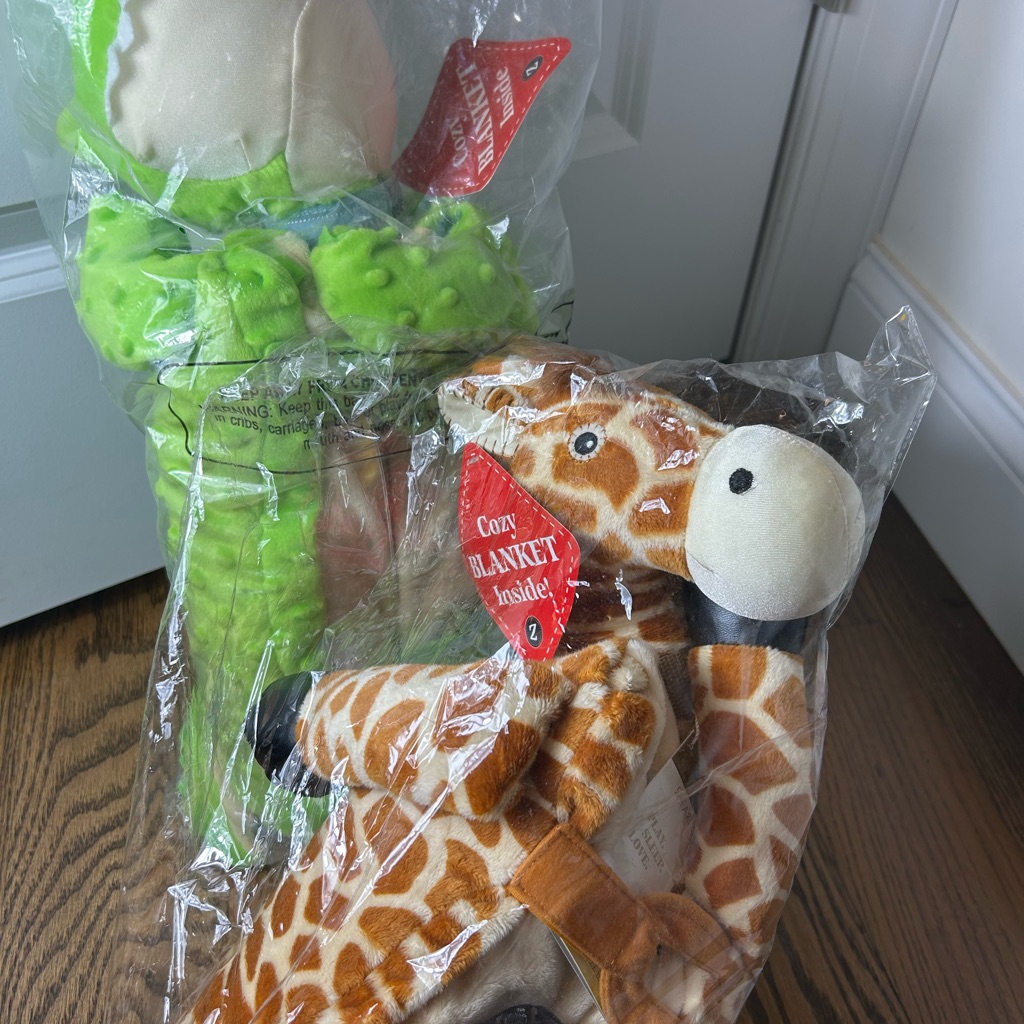 Brand New Kids Plush Toys With Blankets Inside